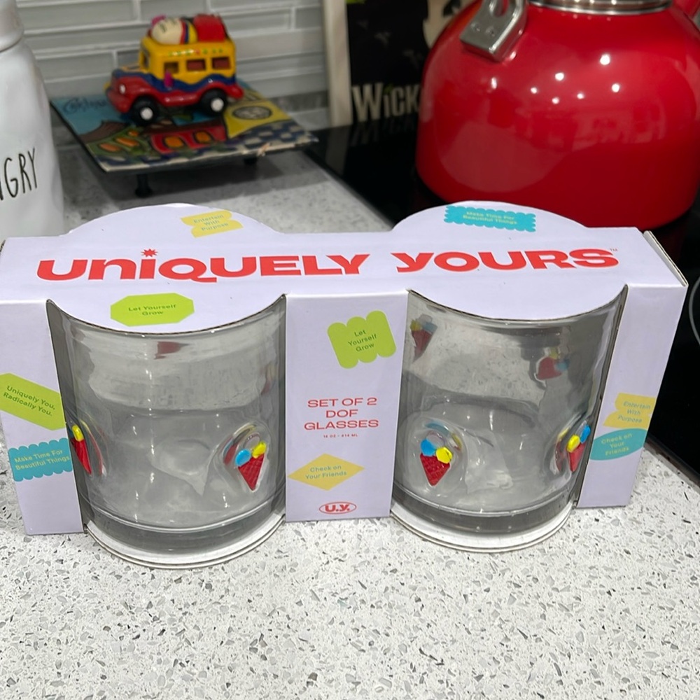 Uniquely Yours Set of 2 "Ice Cream Cones" Drinking Glasses in Gift Box